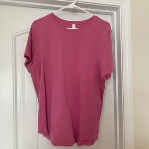 Love Curved-Hem Crewneck T-Shirt